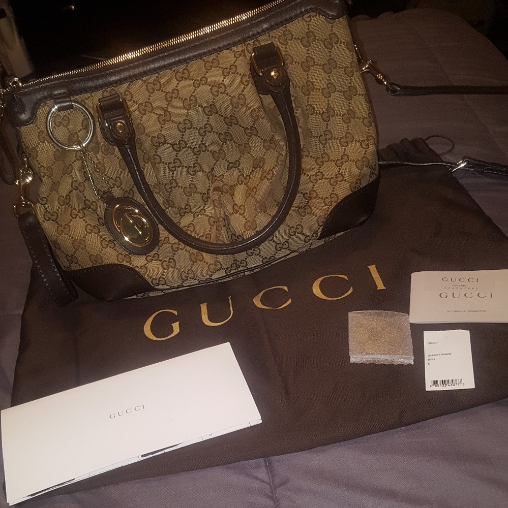 Gucci Sukey Satchel Crossbody